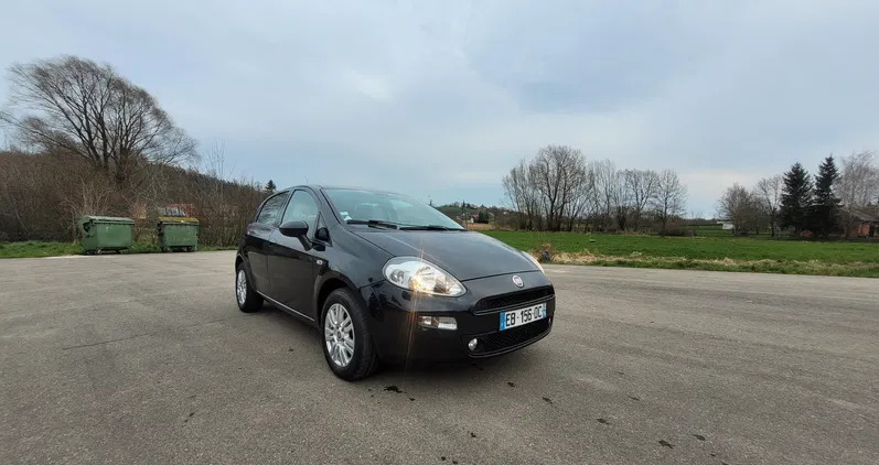 podkarpackie Fiat Punto cena 27900 przebieg: 147000, rok produkcji 2016 z Przemyśl